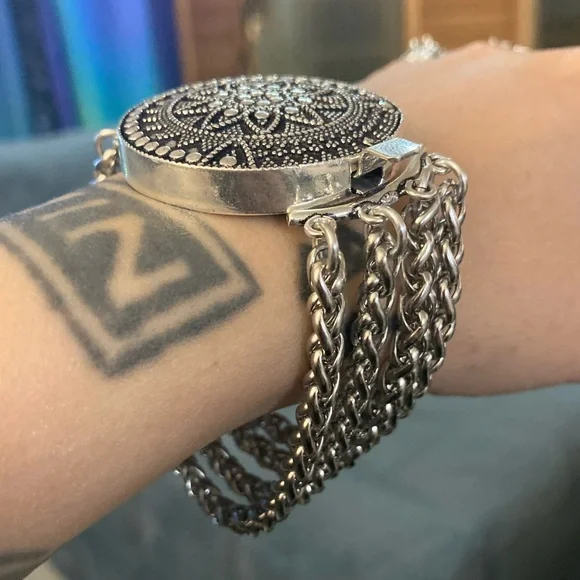 Handmade thick chunky boho round mandala design clasp charm silver bracelet - Picture 6 of 15